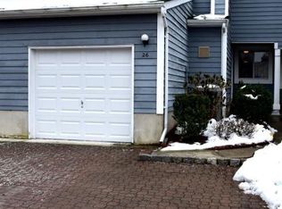 26 Spring Ct, Tinton Falls, NJ 07724