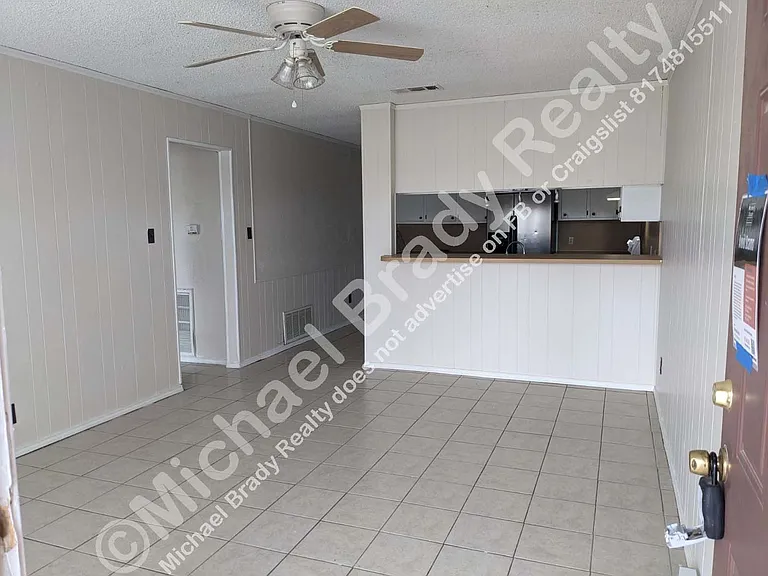 3262 Matthews Dr — Photo 5
