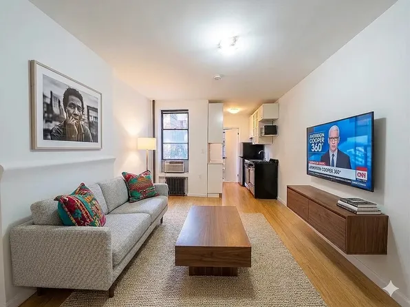 354 East 78th Street image 1 of 4