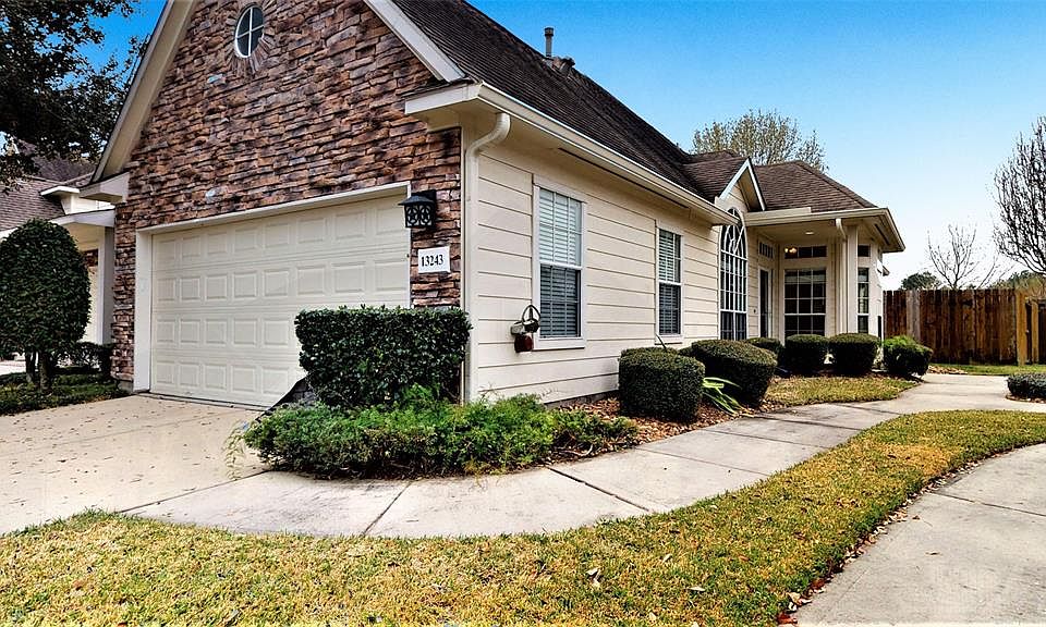 1st image of 13243 Thornoak Ln