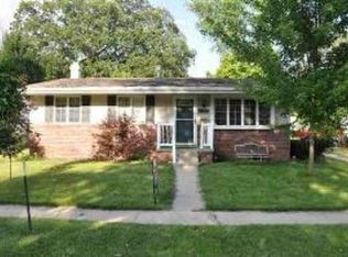 1008 S Livingston St, Bloomington, IL 61701