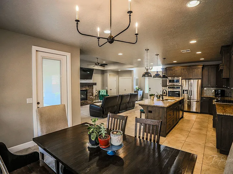 3035 E 2805 South Cir — Photo 10