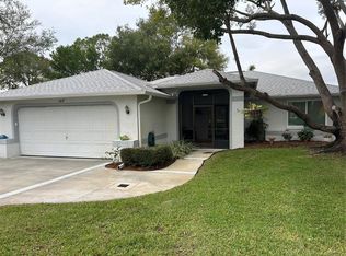 1837 Highland Club Ln, Palm Harbor, FL 34684
