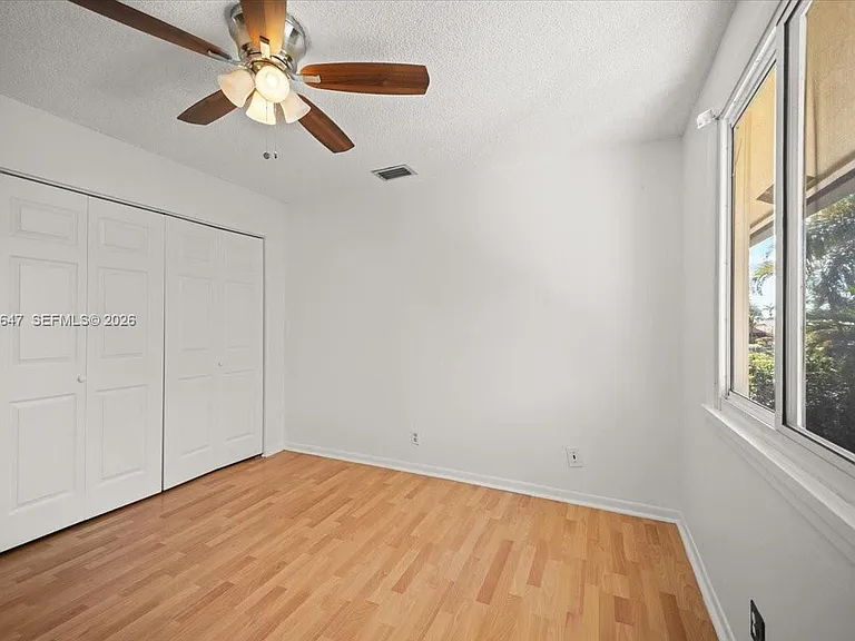 2560 Bass Way — Photo 34