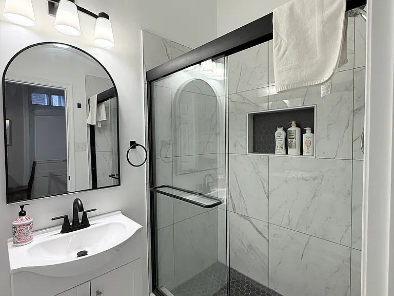 3313 Ellwood Ave #1 — Photo 12