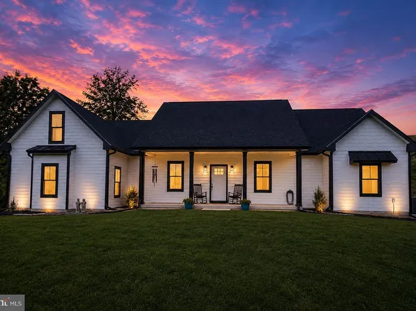 412 Cedar Hill Ln, Bentonville, VA 22610