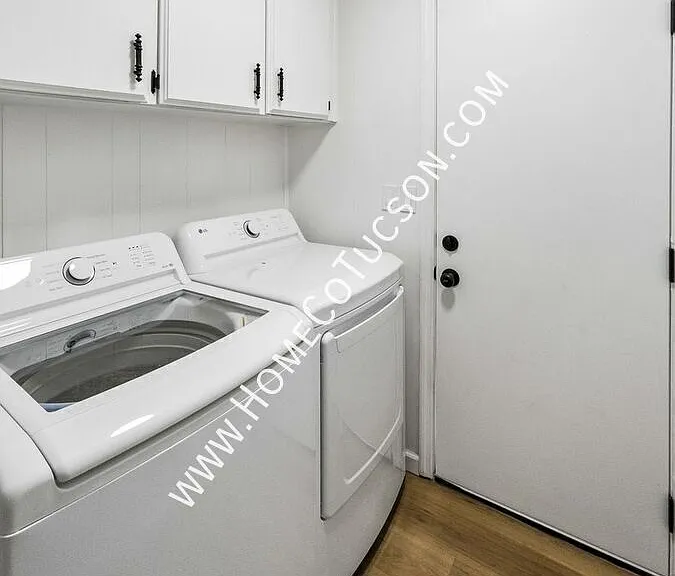 2534 N Calle Segundo — Photo 21