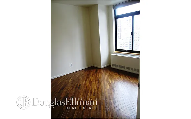 Rented by Douglas Elliman | media 28