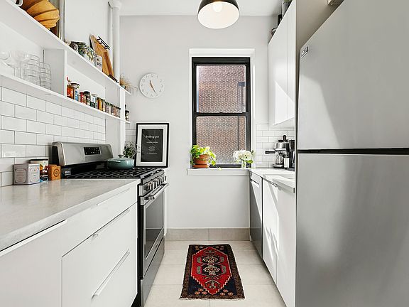 4th image of 854 W 181st St APT 3E