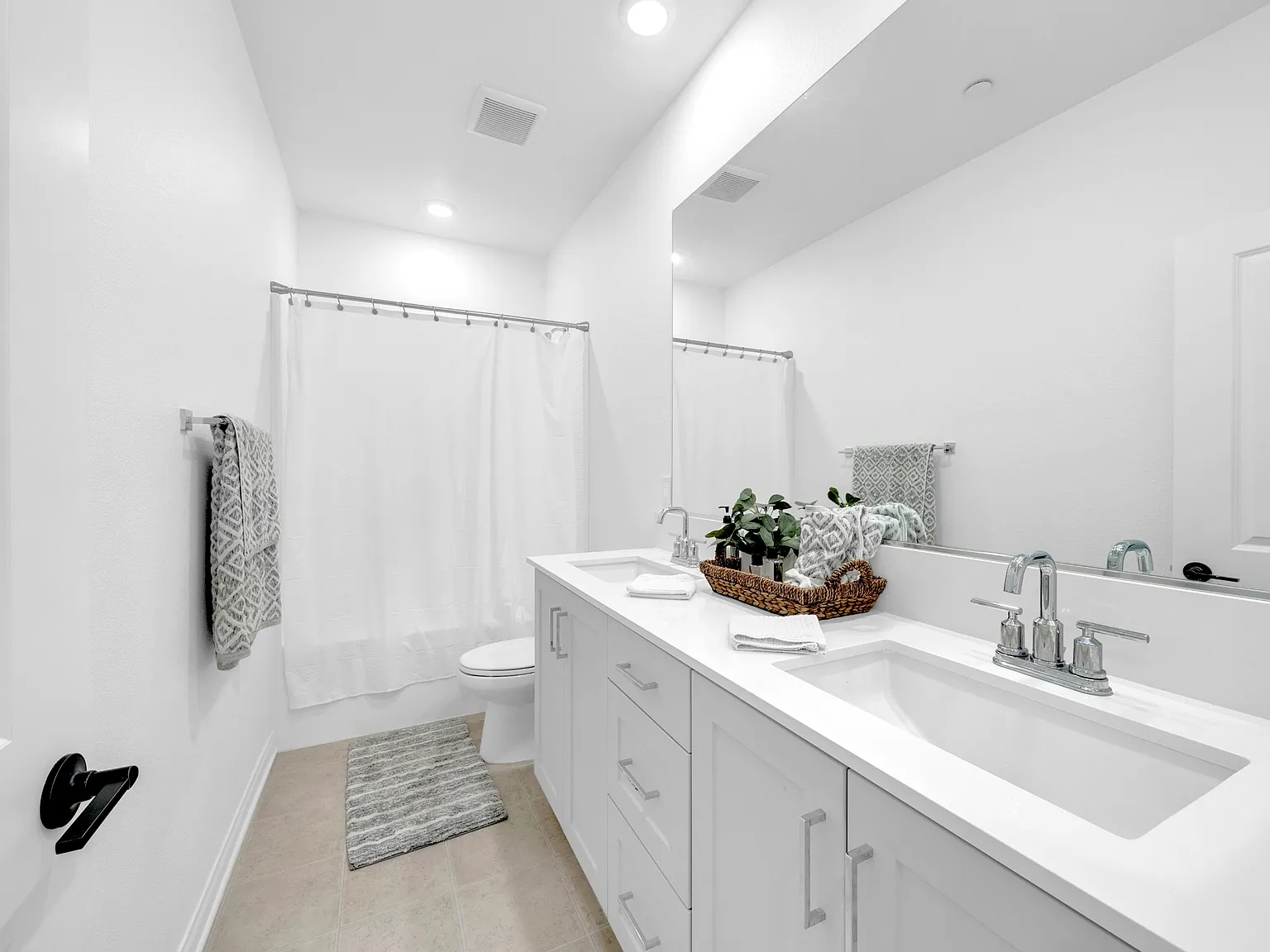 2027 Bluestone Circle - 0 — Photo 2