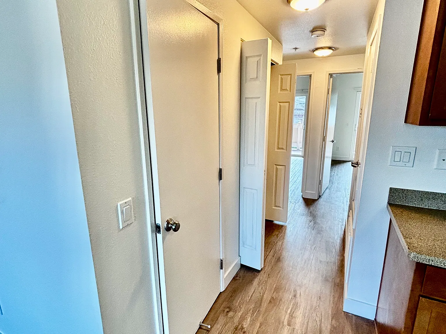 2 bed, 813 sqft, $2,695 — Photo 3