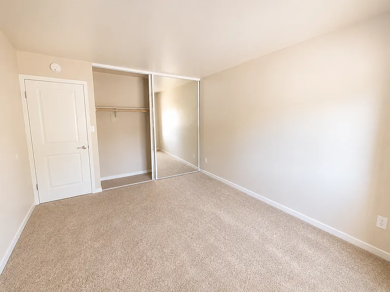 Riverbend Apartments — Photo 53