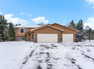 832 Meander Rd, Hanover, MN 55341