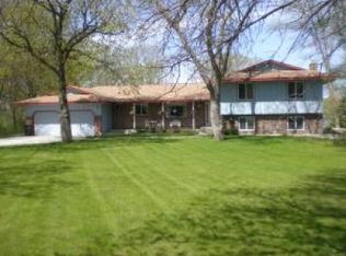1416 Lakeside Dr SW, Alexandria, MN 56308