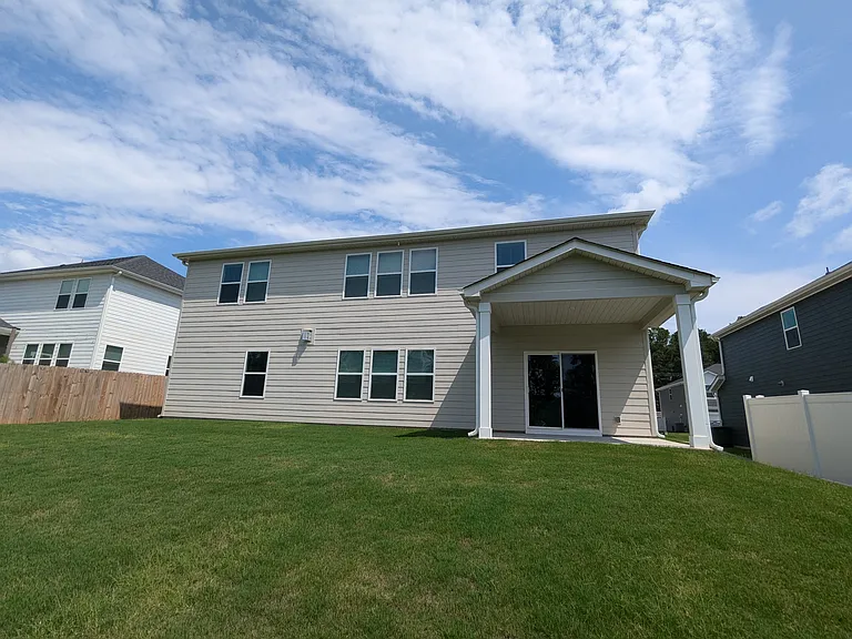 416 Roderick Ln — Photo 26