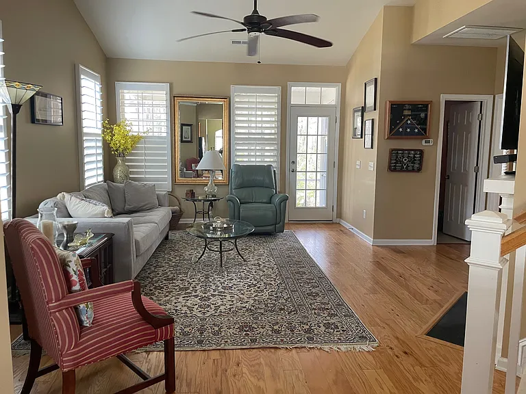 1645 Cristalino Cir — Photo 36