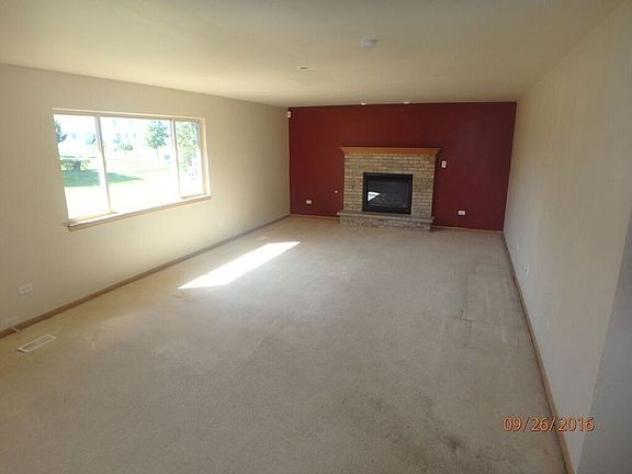 4th image of 5313 Bentgrass St