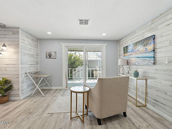 4th image of 1621 E Villa Rita Drive