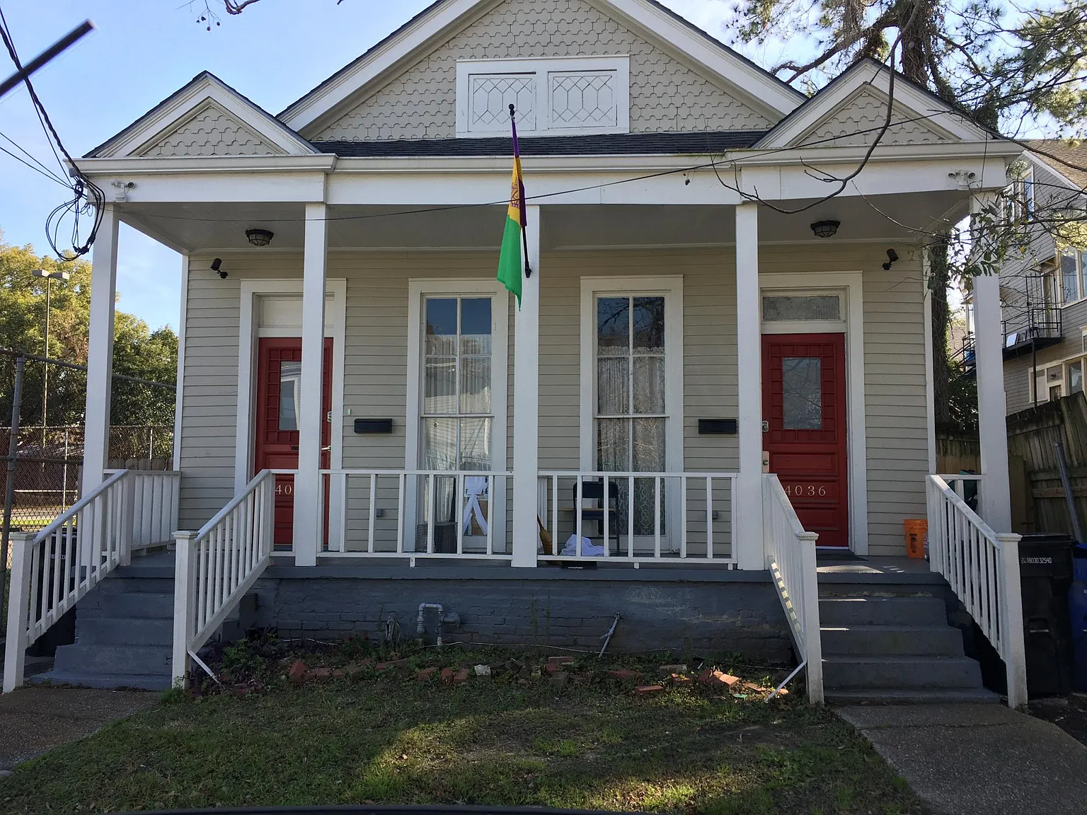 2 bed, 1052 sqft, $1,600 — Photo 1