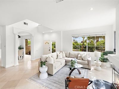 20 Front Row, Aliso Viejo, CA, 92656