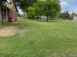 213 N Ave E, Blum, TX 76627