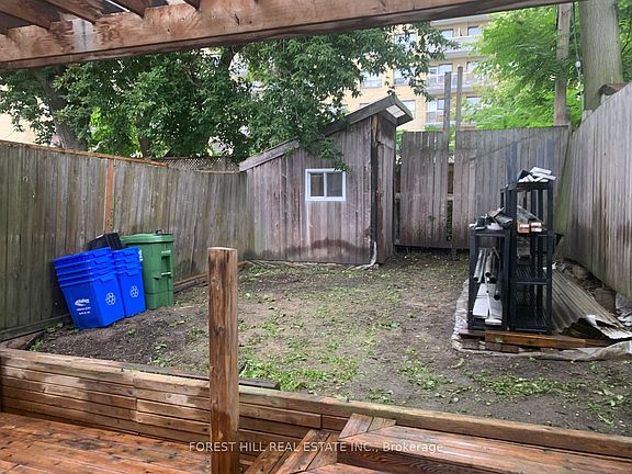 4th image of 2 Mulberry Cres