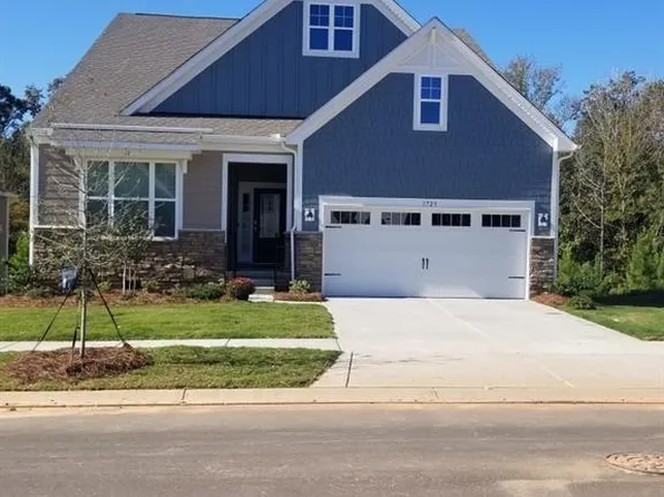 1920 Copper Path Dr, Fort Mill, SC 29715