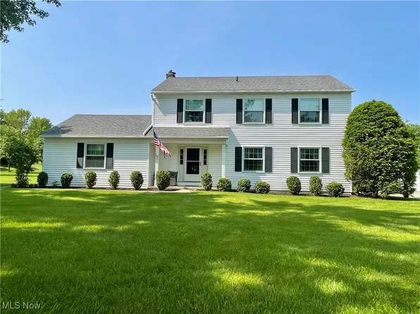 180 Atterbury Blvd, Hudson, OH 44236