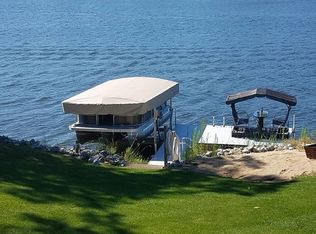 24795 Lakewood Cir, Sturgis, MI 49091