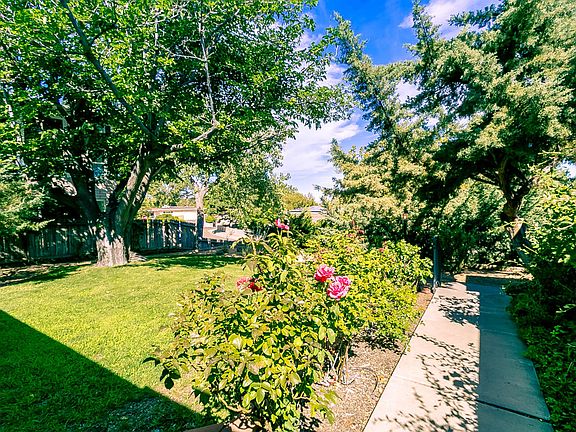 2nd image of 2508 Harold Pl NE