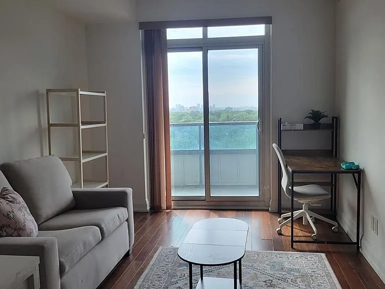 7161 Yonge St #829 — Photo 6
