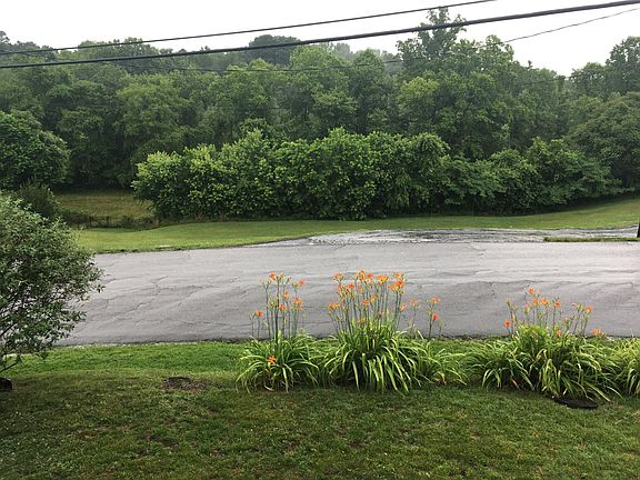 View across the road. Ararat River and River Walk about a block away