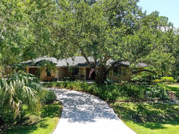 3585 WALDEN POND DRIVE, SARASOTA, FL 34240