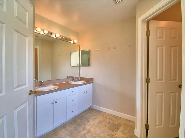 223 Grouper Ct — Photo 24