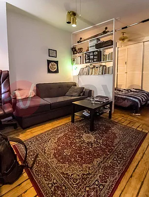 Rented by Wave Real Estate Group | media 38