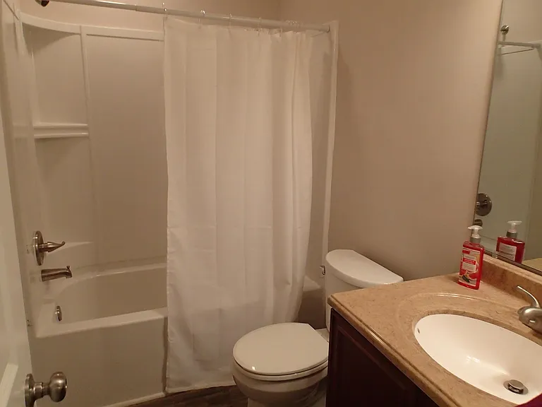 1402 Sineca Pl — Photo 11