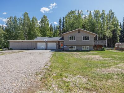 2590 Lana Turnabout, North Pole, AK, 99705