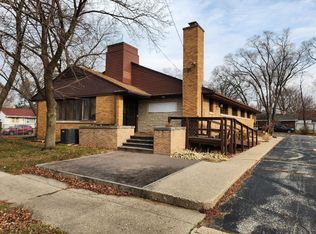 3015 Ridge Ave, Rockford, IL 61103