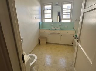 3513 E 1st St, Long Beach, CA 90803