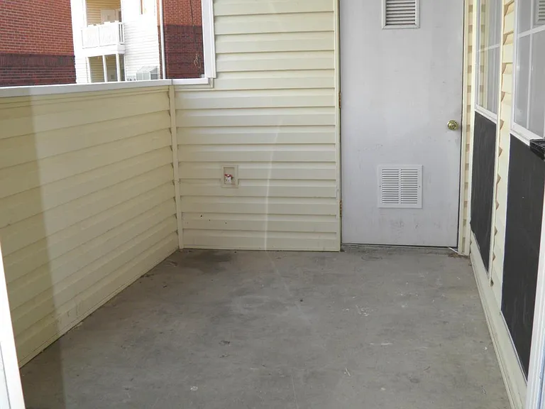 666 Gateway Dr SE #501 — Photo 4