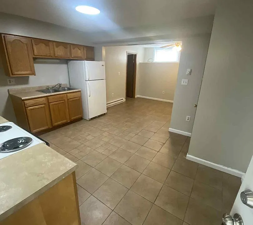 29 McCulloh St