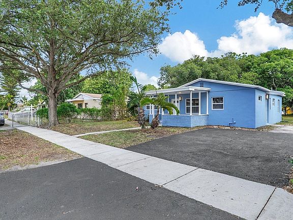 2nd image of 3930 SW 27th Street