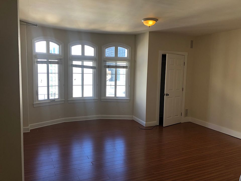1st image of 915 Franklin St #429863122