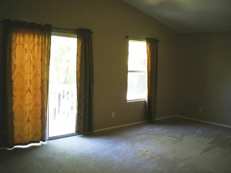 643 Laxford Rd — Photo 13