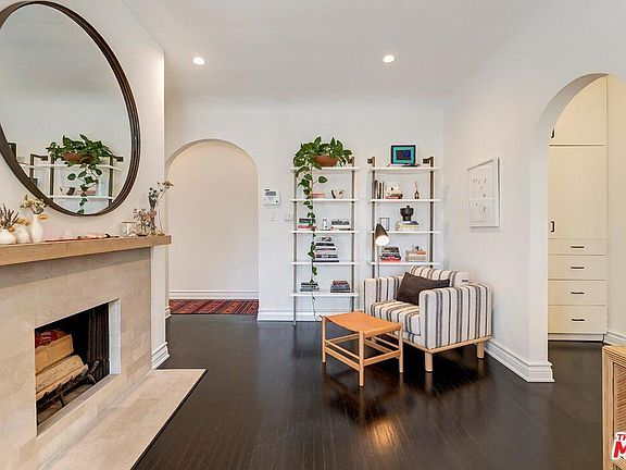 5th image of 1345 N Hayworth Ave APT 210