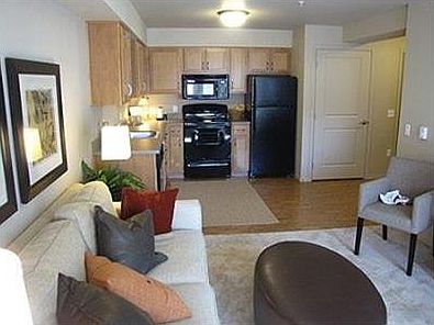 4th image of 4023 S Lawrence St Unit 6