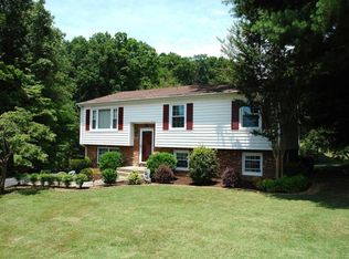 5541 Twilight Rd, Roanoke, VA 24019