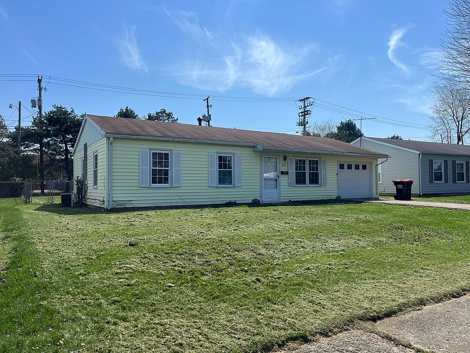 2nd image of 235 Fieldpoint Rd