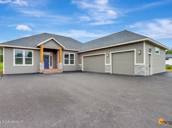 11810 E Apple Cir, Palmer, AK 99645