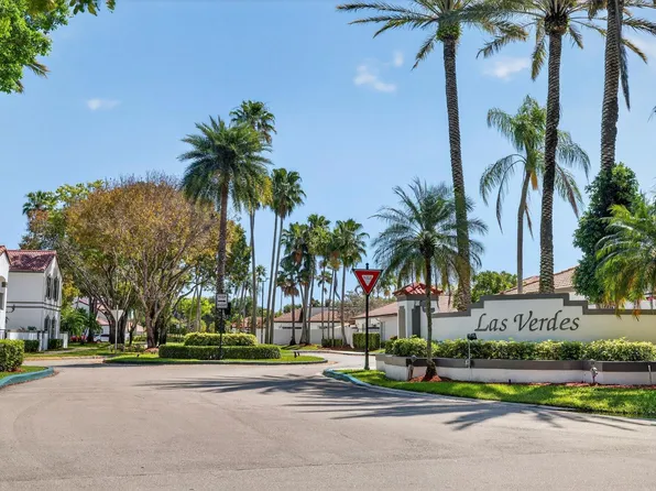 301 SW 158th Ter APT 204, Pembroke Pines, FL 33027